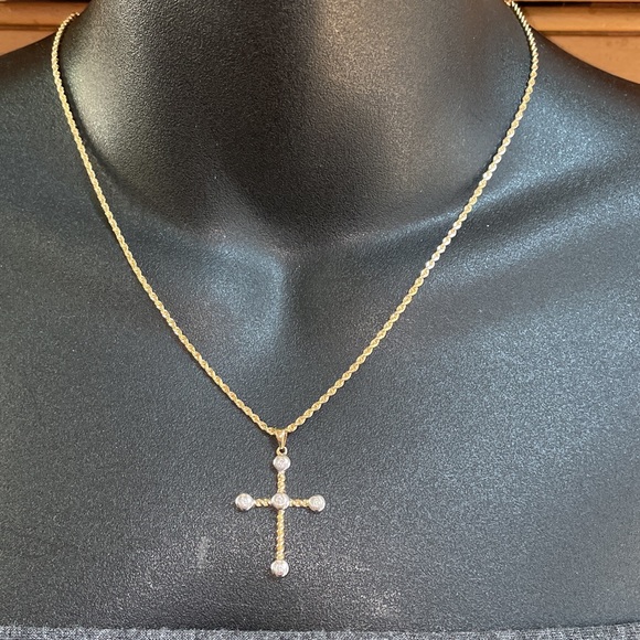 Real 14K Yellow Gold Natural Diamond Bezel Religious Cross Pendant Rope Necklace - Picture 6 of 17